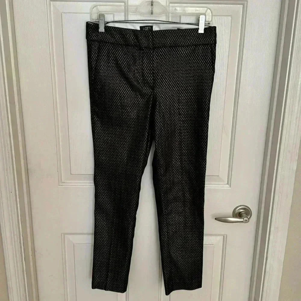 Loft Petites Marissa Skinny 6P Like New